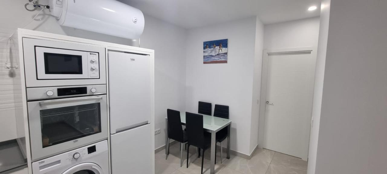 Apartamentos La Playa Barbate Kültér fotó